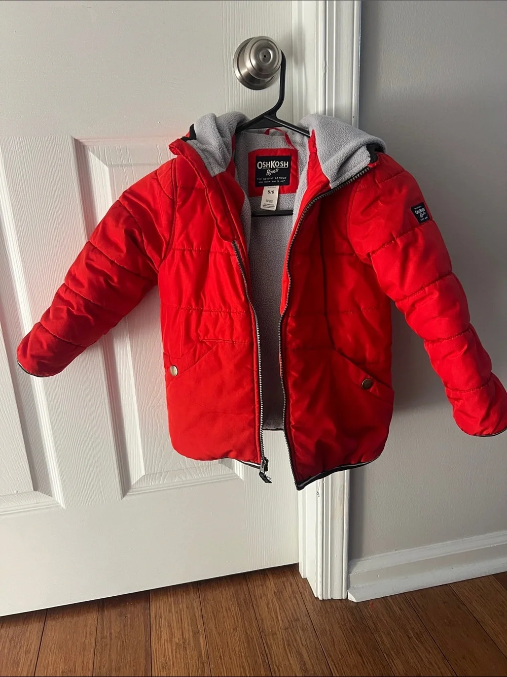 Used Size 5/6 Boys OshKosh B'gosh Bright Red Puffer Jacket with Hood